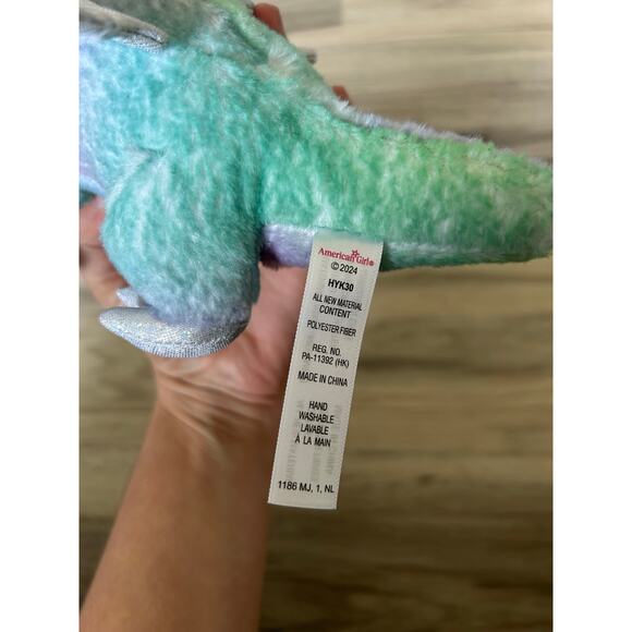 American Girl Crisella Dragon Plush Rainbow Tie Dye Wellie Wishers Magic Garden - Picture 6 of 6